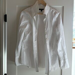 BR white Button Down w/ Black Dots #TaylorSwiftFashion